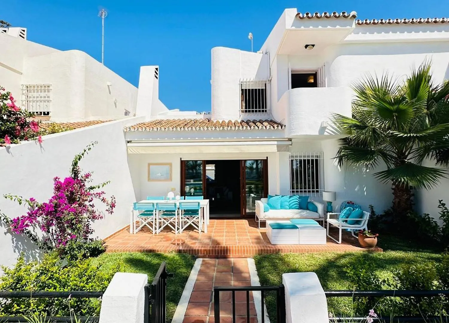 Luxury Seaside Trainas - Inspiracion A Pie Del Mediterraneo Caleta De Velez Holiday home
